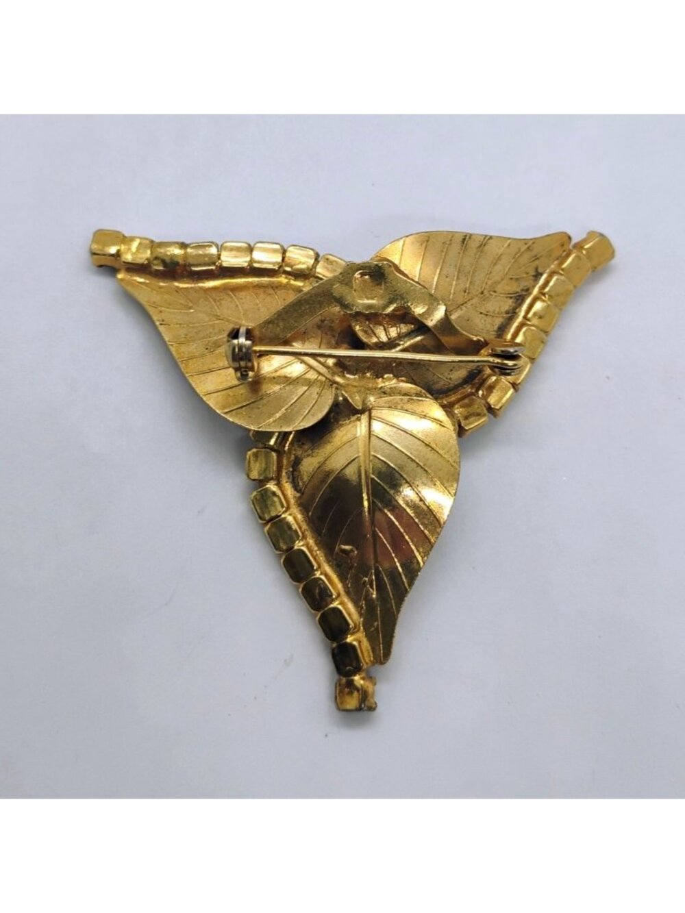 Vintage Red Rhinestone Gold Tone Triple Leaf Brooch Pin Statement 2" - Picture 5 of 5